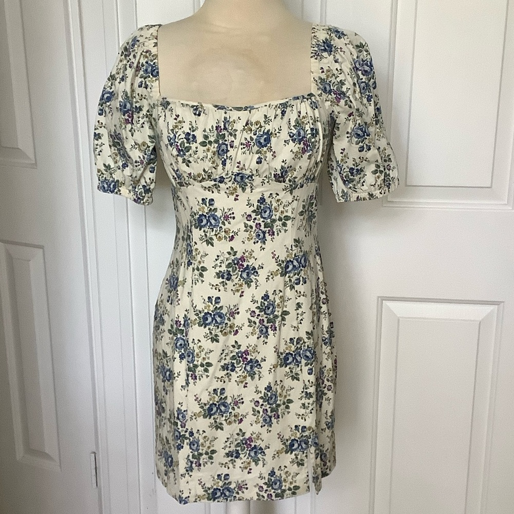 ASTR the Label Floral Print Square Neck Mini Dress. Size S.